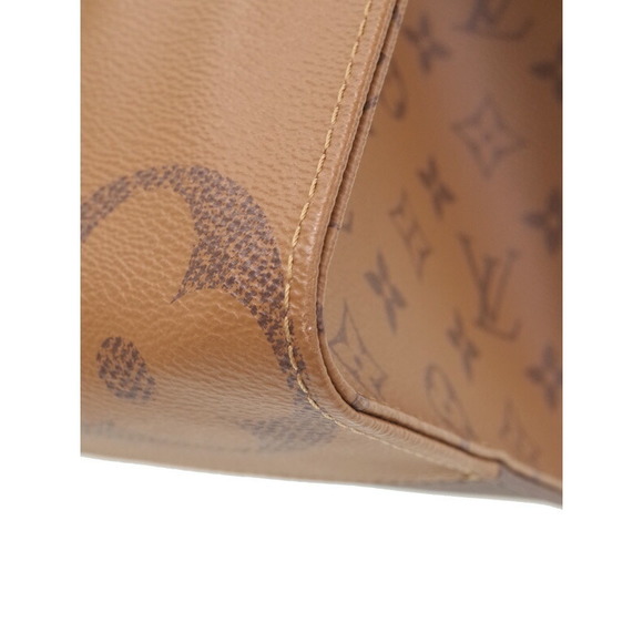 Louis Vuitton On the Go MM Monogram Giant 2Way Bag Brown - Picture 4 of 9